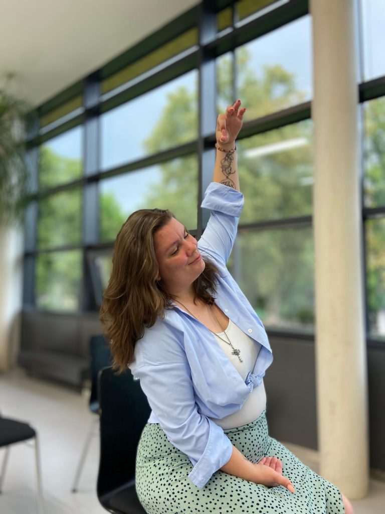 Foto TheresaKöhlerStuhlyoga26